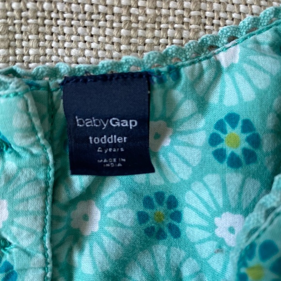 Girls Sz-4- 6 pc Clothing Bundle- Gap, Old Navy, George (NWT)- Sz-4 - Picture 9 of 16